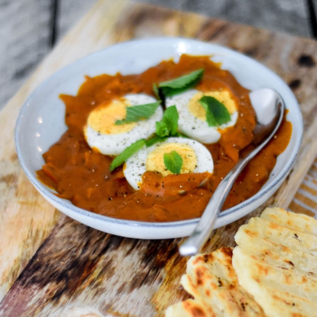 Indiase Curry met Ei & Naanbrood